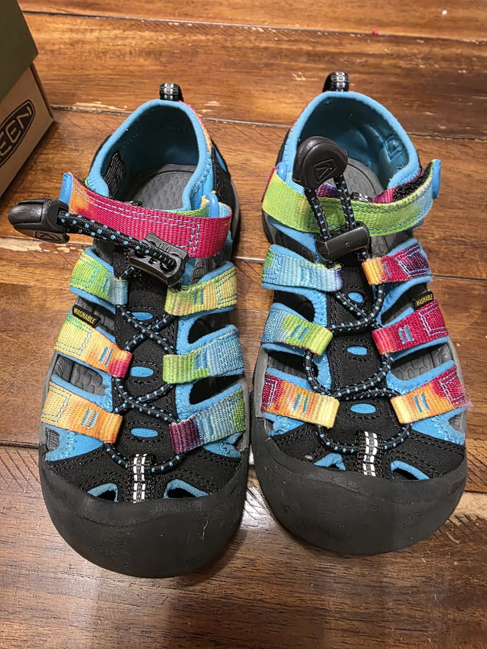 Keen's rainbow tie dye Newport H2 12/30
